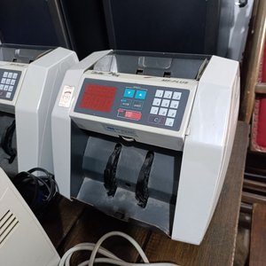 Lote de 3 Máquinas Contadoras de Billetes MF-PLUS - imagen 4