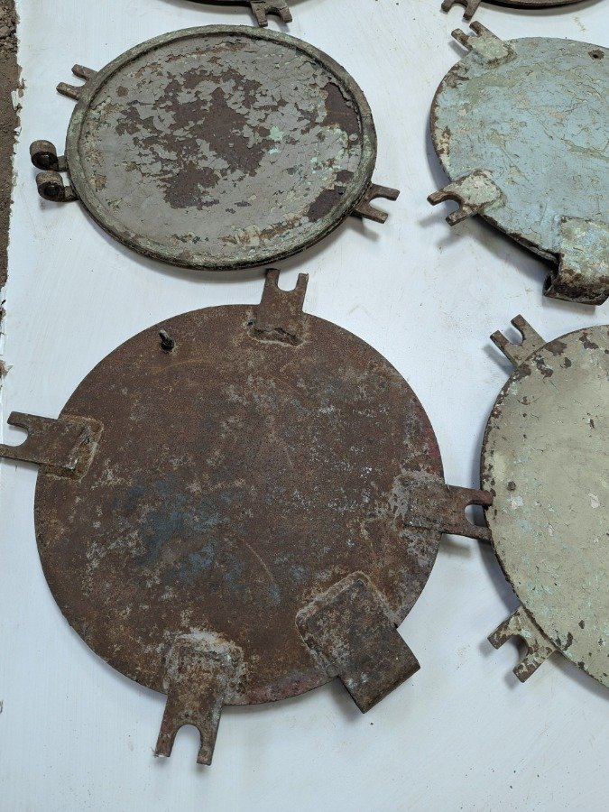 Lotes de tapas para ojo de buey en hierro - imagen 5
