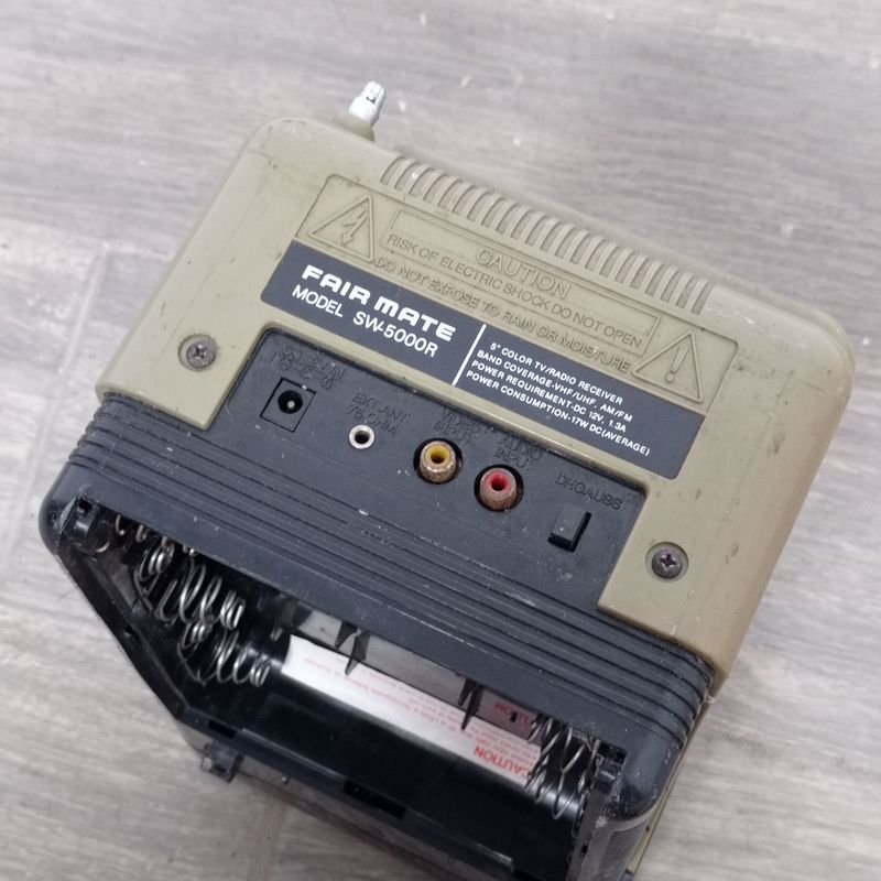 Radio tv portátil marca Fiat mate en venta - imagen 4