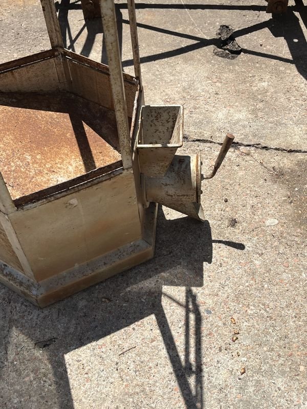 Item 884052 - Image 6