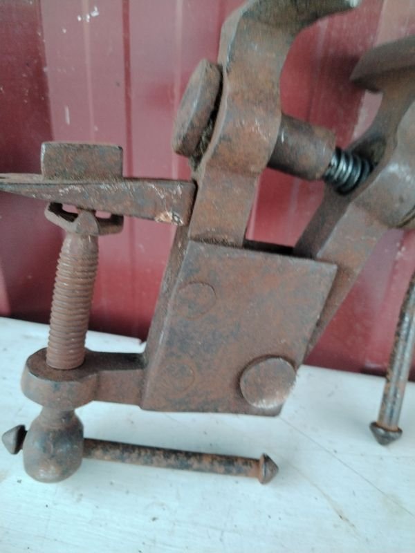 Item 876714 - Image 0