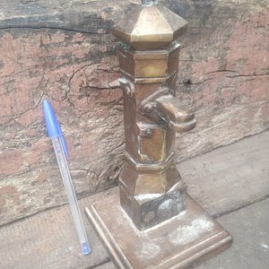Figura Antigua de Canilla de Bronce - Reconocimiento OSE - imagen 3