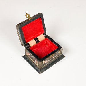 Dos Cajas Alhajeros: Limoges y Madera Decorada - imagen 4