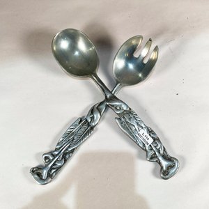 Lote anterior: Juego de Cubiertos para Ensalada en Peltre con Diseño de Peces