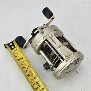 Reel Rotativo de Pesca Challenger 2000 Plateado - imagen 3