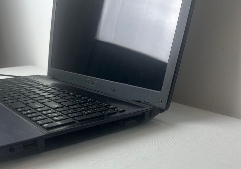 Portátil ASUS de alta gama - imagen 8