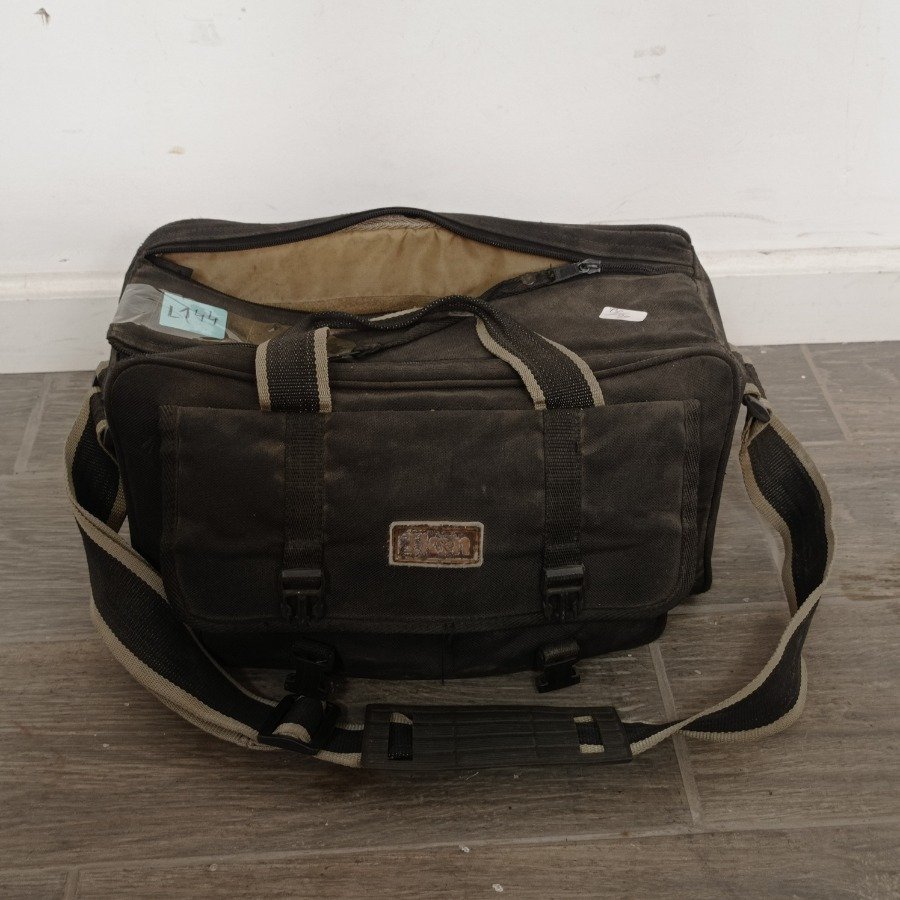 Item 15683 - Image 3