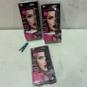Lote anterior: Set de 3 brochas de maquillaje "Beaute Brush"