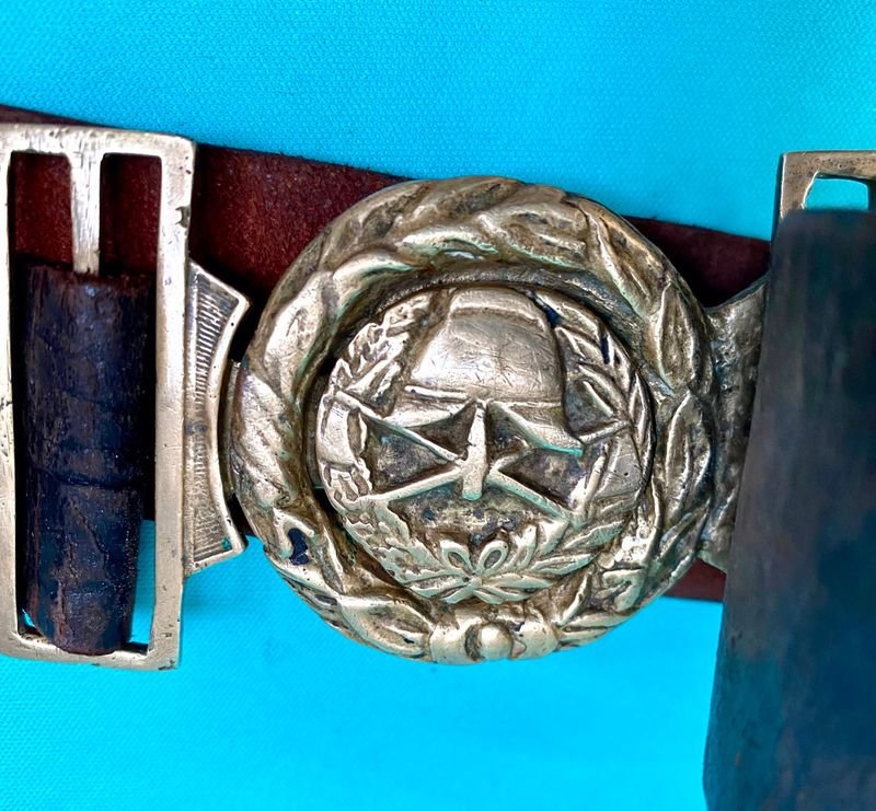 Antiguo cinto de bombero hebilla en bronce.