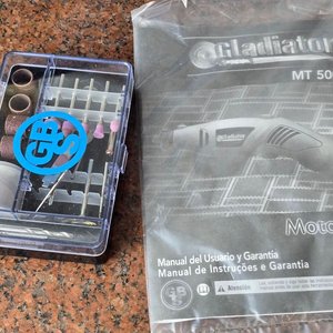 Minitorno Gladiator MT 500 con Accesorios y Maletín - imagen 4