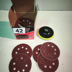 Lote siguiente: Kit de Soporte para Lijadora con 100 Lijas