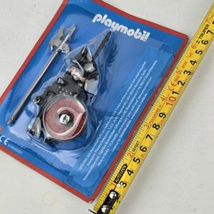 Figura Playmobil Caballero Medieval con Escudo y Lanza - imagen 4