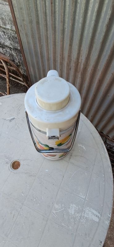Termo de 2 L - Botella de termo con capacidad de 2 litros - imagen 5