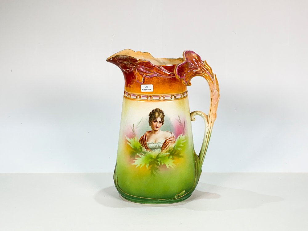 Dos piezas de loza Alemana para lavatorio, color verde y beige decoración dama - imagen 4