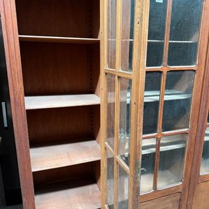 Biblioteca Antigua de Roble con Vidrios Biselados - imagen 6