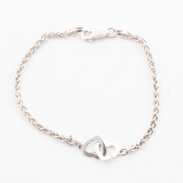 Pulsera de Plata con Corazones Entrelazados - 17 cm