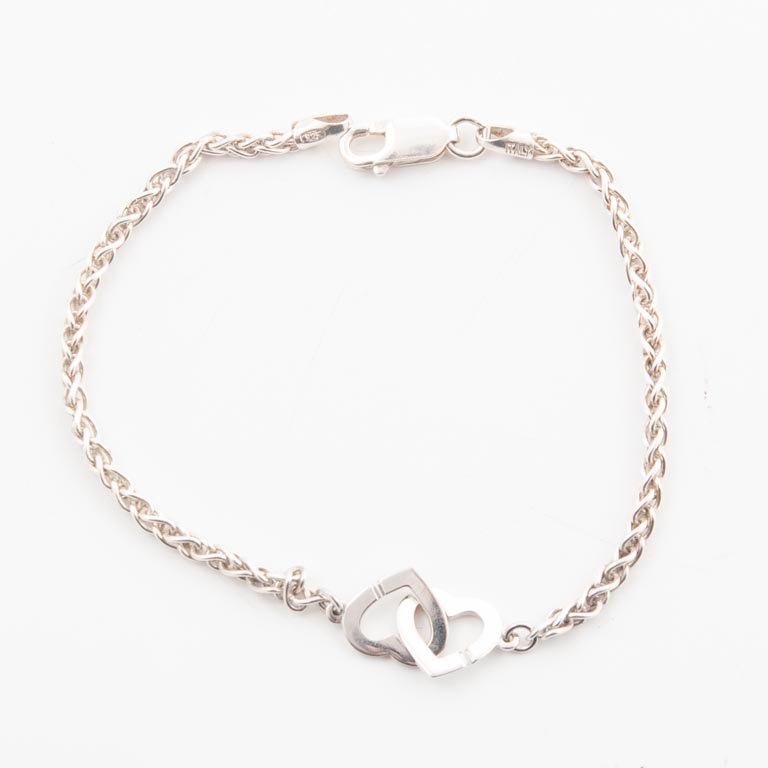 Pulsera de Plata con Corazones Entrelazados - 17 cm