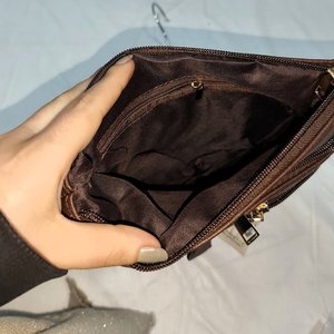 Lote de 4 Carteras de Dama Tipo Morral en Eco Cuero - imagen 4