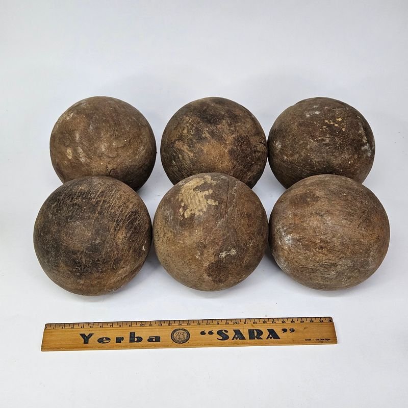 Antiguas Bochas de madera dura para juego tradicional