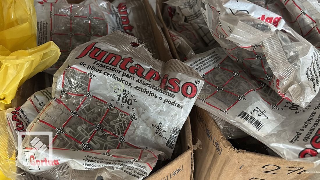 Juego de 100 Piezas de Junta Pisos Cerámicos y Piedras