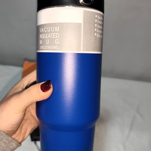 Vaso Térmico de Acero Inoxidable Azul 900ml Nuevo en Caja - imagen 4