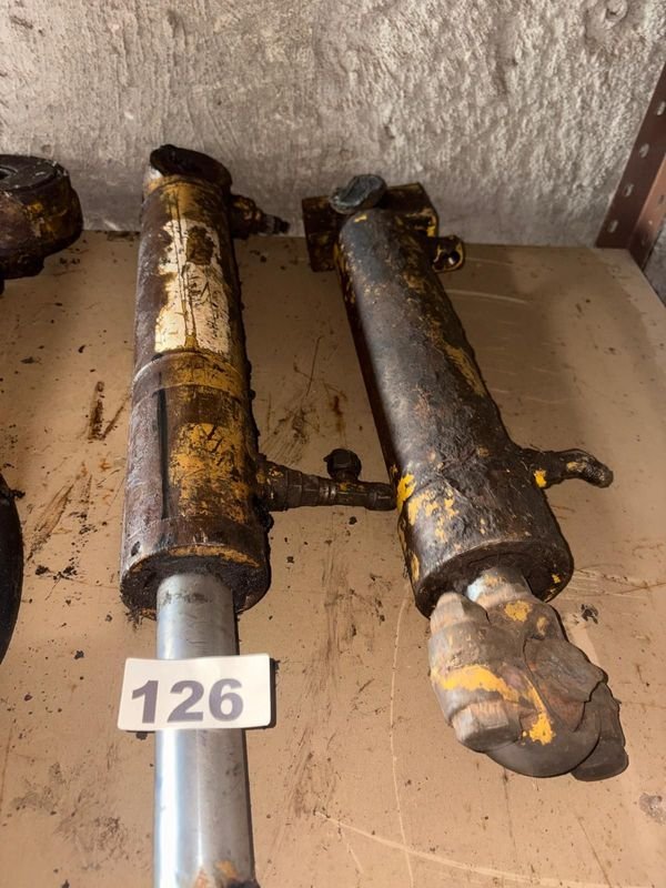 Juego de 2 Cilindros Hidráulicos Usados