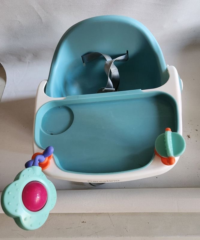 Silla de comer para bebé Carestino, azul y blanco