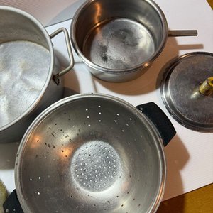 Lote de Ollas, Hervidor y Colador de Aluminio - imagen 3