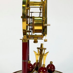 Reloj de Sobremesa Schatz con Redoma de Vidrio y Esfera Esmaltada - imagen 4
