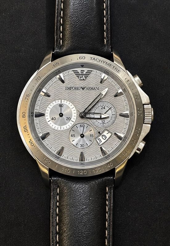 Reloj Cronógrafo Emporio Armani AR0635 Acero Inoxidable Esfera Plateada Cuero Negro