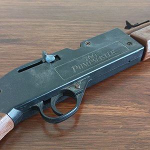Rifle de Aire Comprimido Crosman Pumpmaster 760 - Marrón y Negro - imagen 4