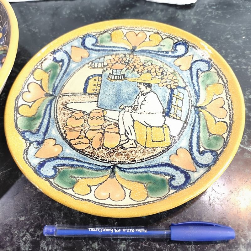 Dos hermosos platos decorativos en mayólica tipo Talavera de Puebla México - imagen 3