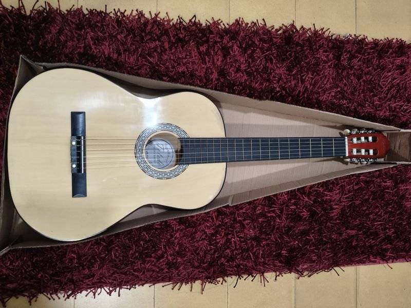 Guitarra Clásica Toledo 39" Nueva en Caja