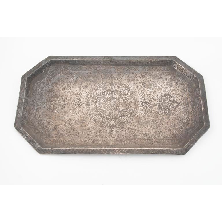 Bandeja Rectangular de Plata Antigua con Grabados Florales