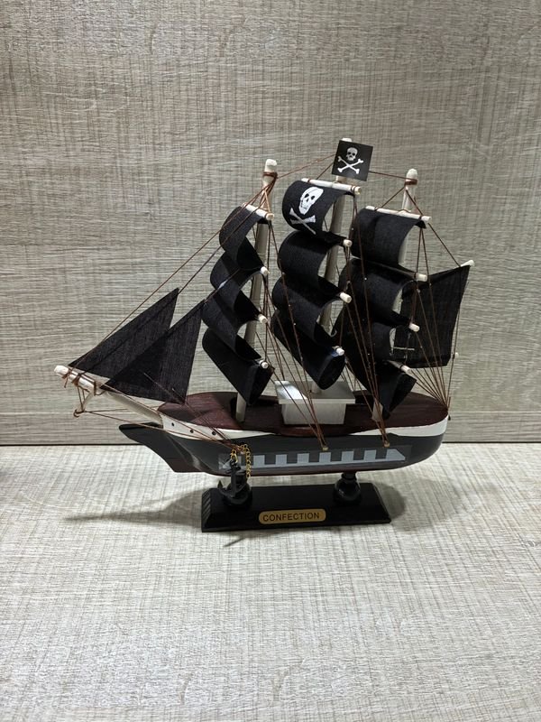 Modelo de barco pirata - imagen 1