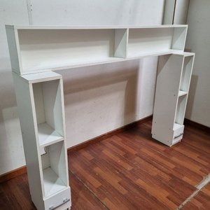 Respaldo de Cama Blanco Moderno con Estantes y Cajones Laterales - imagen 3