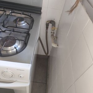 Cocina a Gas Whirlpool Blanca 4 Hornallas con Horno - imagen 4