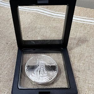 Medalla Colección Walking Liberty con Bandera USA en Estuche - imagen 5