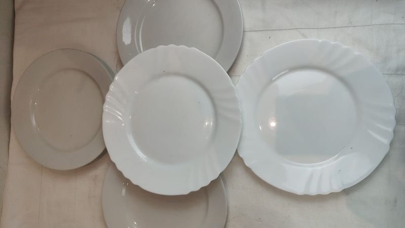 Lotes de platos blancos de porcelana - imagen 3