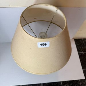 Lámpara de Mesa con Base de Hierro y Pantalla Beige - imagen 2