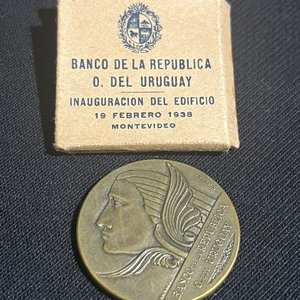 Medalla Inauguración Edificio Banco República O. Del Uruguay 1938 Caja Original - imagen 2