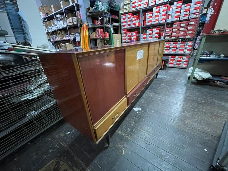Bargueño de madera con diseño antiguo - imagen 3