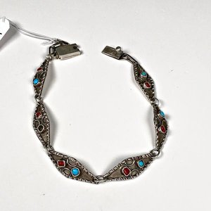 Lote siguiente: Pulsera de Plata con Turquesas y Piedras Rojas