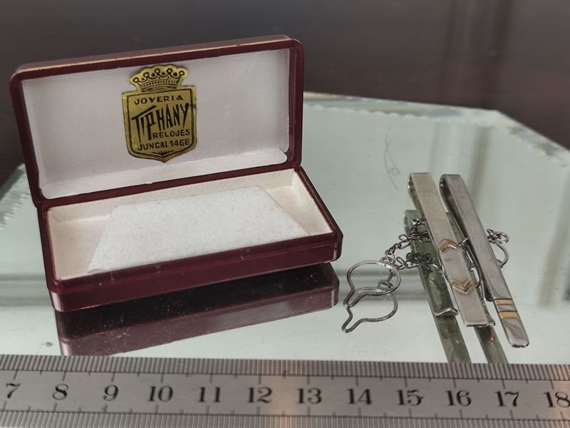 Item 851927 - Image 0