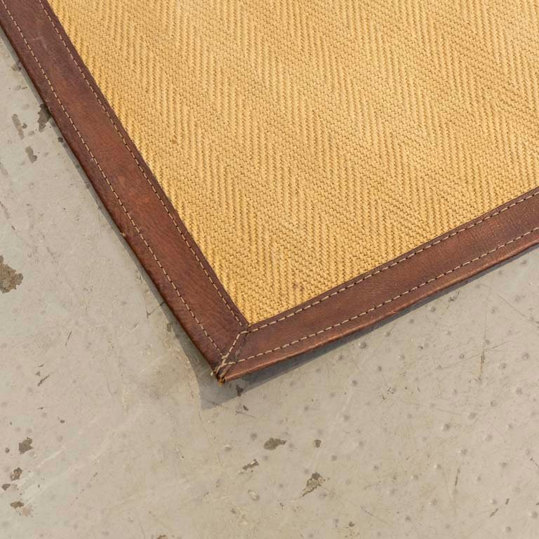 Item 2104059 - Image 1