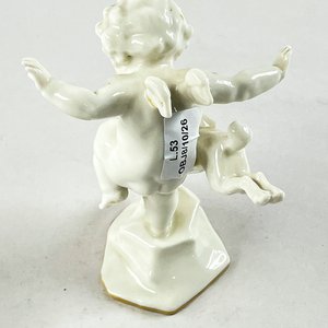 Figura de angel en porcelana alemana de 12 cm - imagen 2