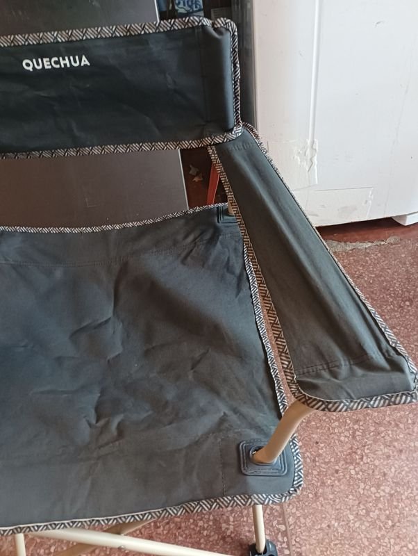 Silla plegable de camping con reposabrazos Quechua Basic - imagen 4