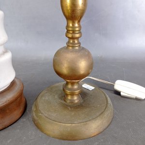 Par de Lámparas: Bronce Macizo y Cerámica Blanca - imagen 5