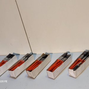 Set de 60 Pinceles con Mango Rojo de Madera, 1 Pulgada - imagen 2
