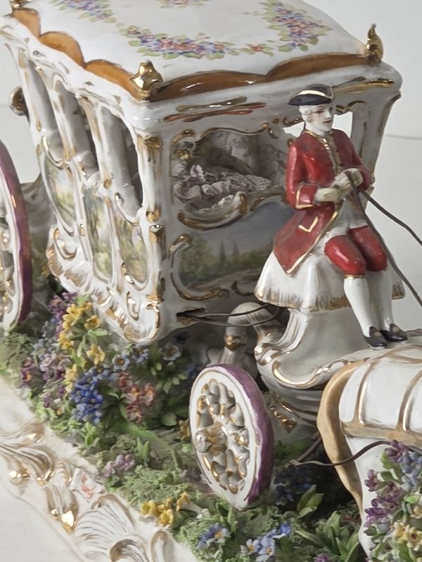 Pieza de porcelana policromada de Luigi Fabris, siglo XX - imagen 6